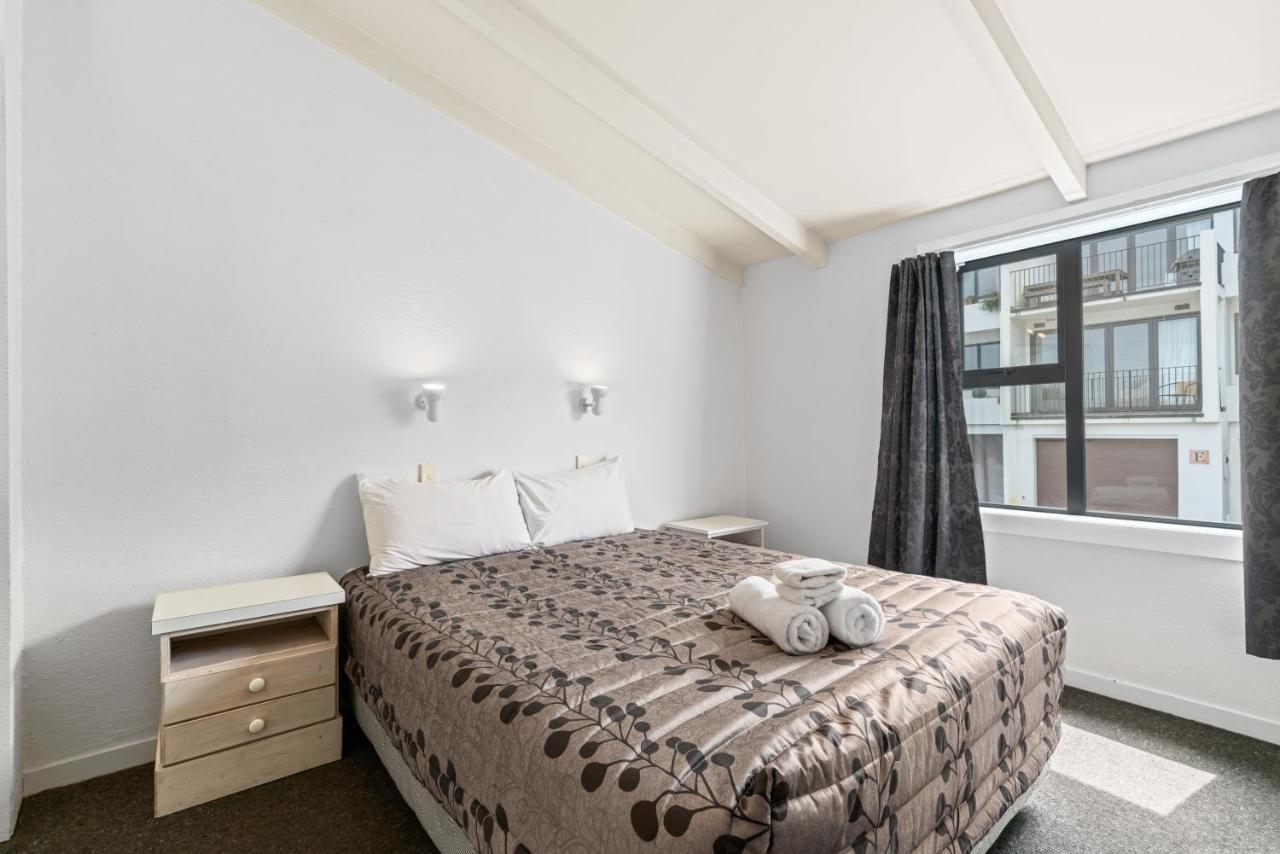 Queenstown Motel Apartments (Adults Only) Luaran gambar