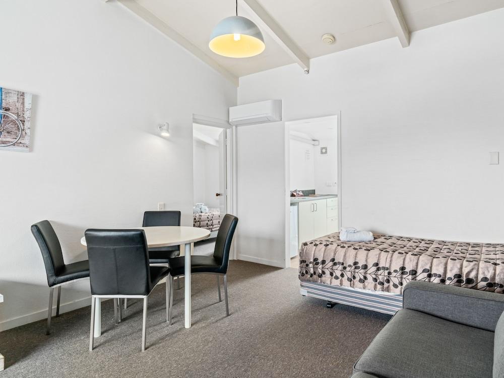 Queenstown Motel Apartments (Adults Only) Luaran gambar
