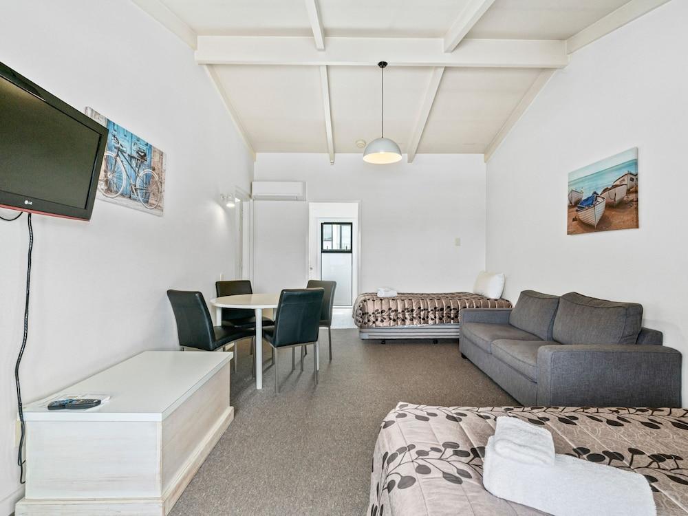 Queenstown Motel Apartments (Adults Only) Luaran gambar